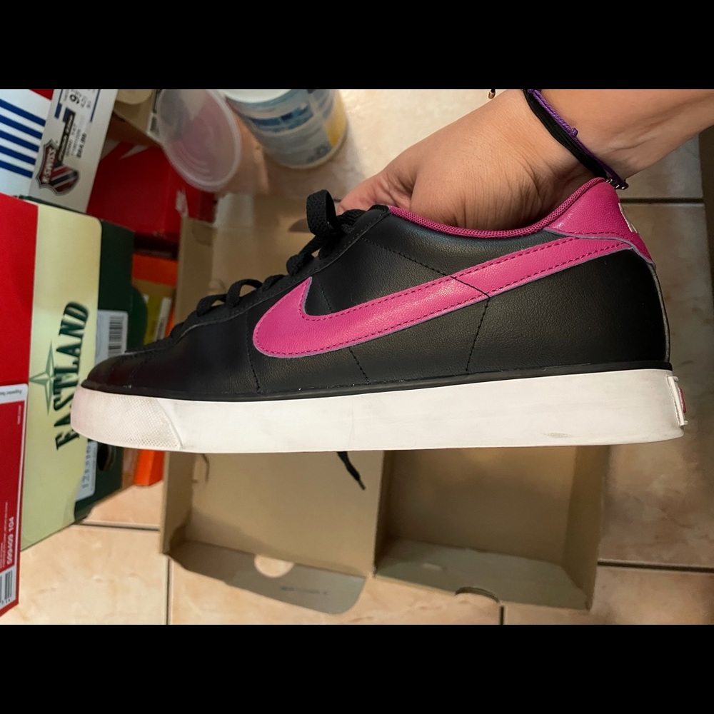 Nike Sweet Classic LE 10.5 Ladies Black/Rave Pink
